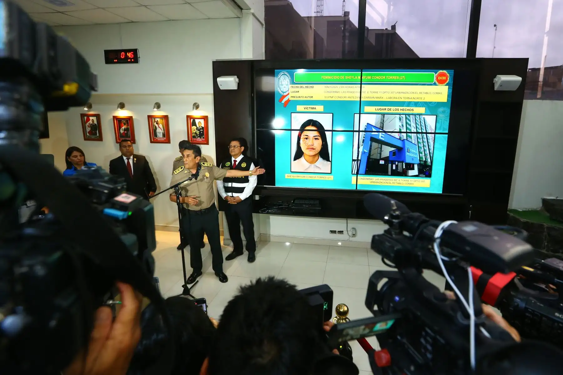 La Policía Nacional del Perú, a través de la Dirección de Investigación Criminal, brinda detalles sobre los acontecimientos suscitados en torno al caso del feminicidio de Sheyla Cóndor. En la imagen, el Gral. PNP Marco Antonio Conde Cuellar, director de investigación criminal. 
Foto: ANDINA/ Eddy Ramos