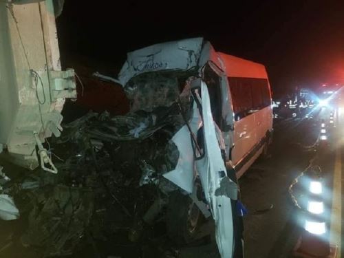 Una miniván de la empresa Caminos del Inca S.R.L. protagonizó un trágico accidente en Arequipa que dejó cuatro muertos. ANDINA/Difusión