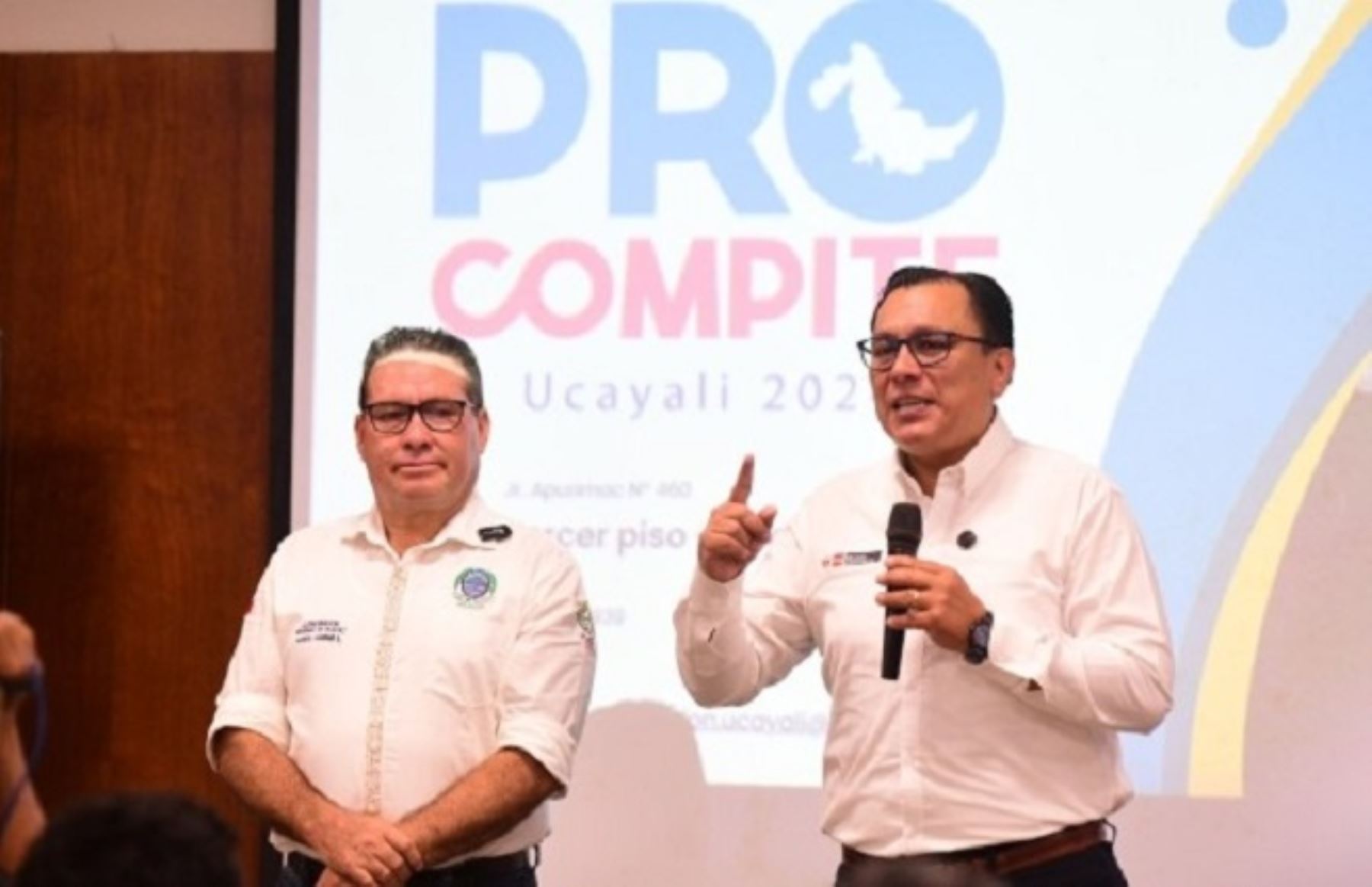 El ministro de la Producción, Sergio González, encabezó en Pucallpa la ceremonia de lanzamiento del concurso Procompite I-2024 que prevé cofinanciar los planes de negocios de 30 cadenas productivas de la región Ucayali. ANDINA/Difusión