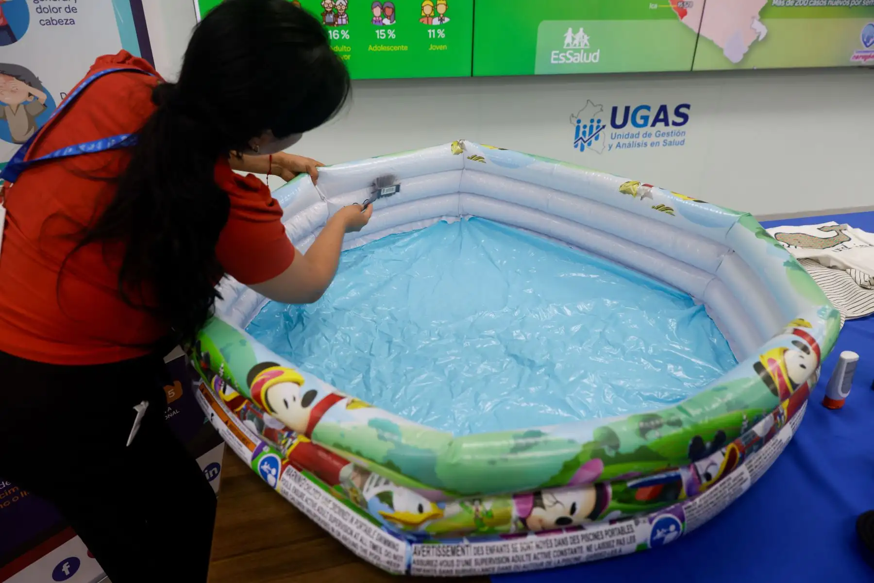 El Seguro Social de Salud (EsSalud) informó que hasta el 16 de noviembre se han registrado un total de 92,439 casos de dengue a nivel nacional. Las redes de La Libertad, Ica, Piura, Áncash, y las de Sabogal y Almenara de Lima concentran más del 80% de los casos detectados. Foto: ANDINA/Luis Iparraguirre