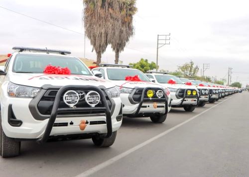 Un total de 30 patrulleros, 13 vehículos de maquinaria pesada y 10 camionetas fueron adquiridos por el Gobierno Regional de Tacna para fortalecer la seguridad en la región. ANDINA/Difusión