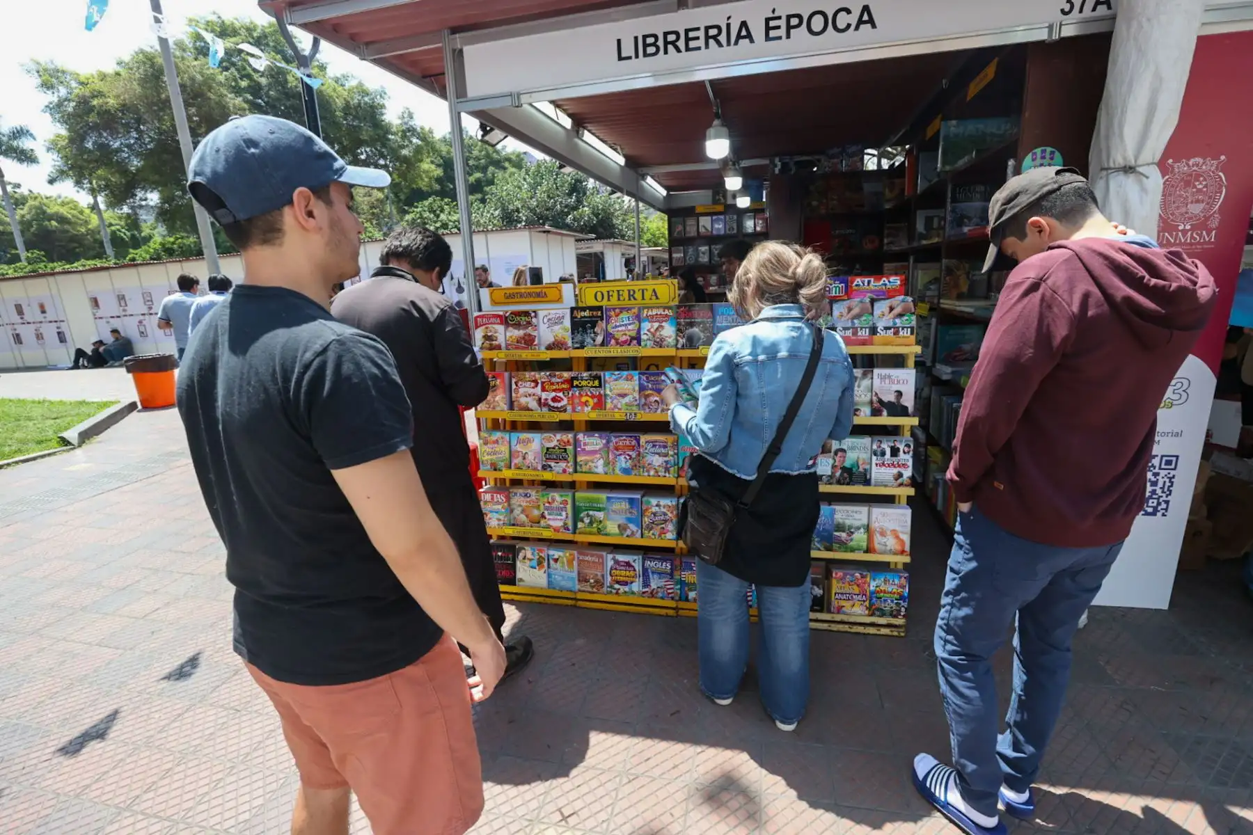 Se inauguró la 45 edición de la feria del libro Ricardo Palma en el parque Kennedy, Miraflores

Foto: ANDINA/Juan Carlos Guzmán Negrini