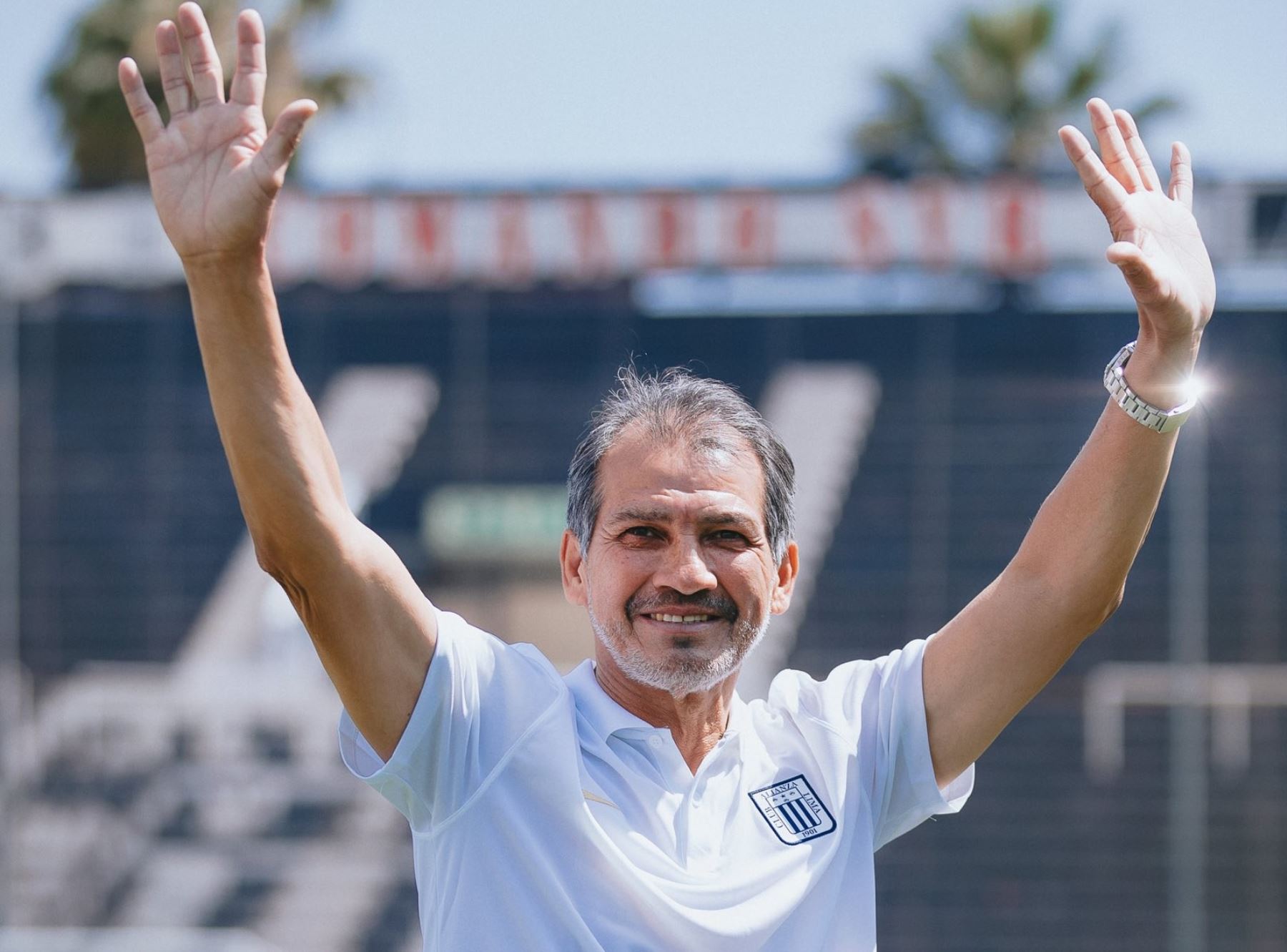 Franco Navarro comenzó su labor del director deportivo en Alianza Lima