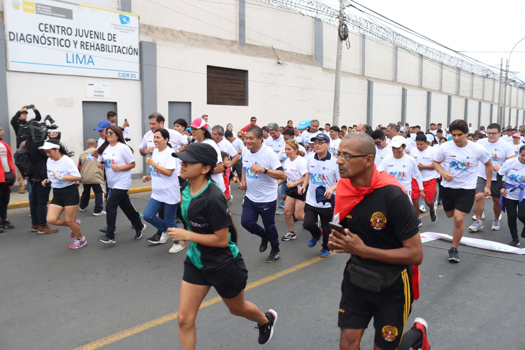 Este domingo se realizó la Carrera 4K por la Reinserción social de los adolescentes. Foto: ANDINA/Difusión.