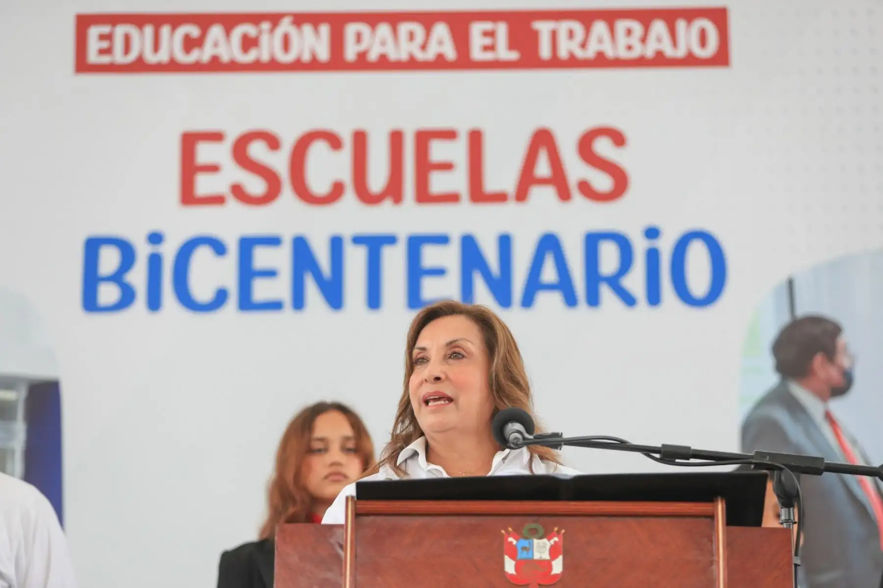 La presidenta de la República participó en la Ceremonia de Inauguración de la I.E. “Javier Heraud”, que beneficiará a más de 2,485 estudiantes del nivel secundario. Esta es la 19a Escuela Bicentenario a inaugurarse. Foto: ANDINA/ Prensa Presidencia
