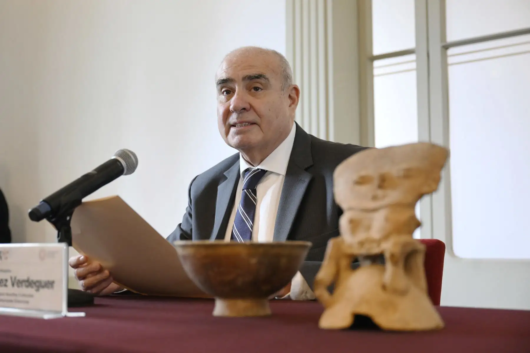 En una ceremonia celebrada en el Centro Cultural Inca Garcilaso, la Cancillería y el Ministerio de Cultura oficializaron la restitución a Colombia de seis piezas pertenecientes a su patrimonio arqueológico. Los bienes fueron devueltos a la Embajada de Colombia en Perú. Foto: ANDINA/Difusión