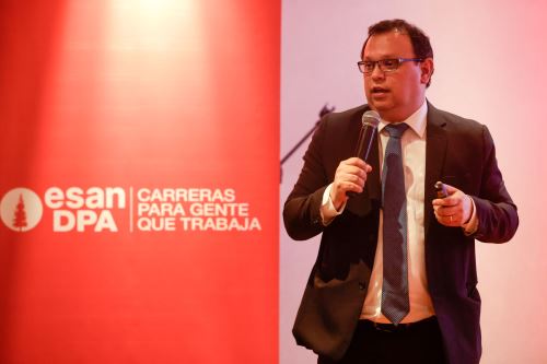 ESAN impulsa la formación de líderes del sector público con una nueva alianza estratégica