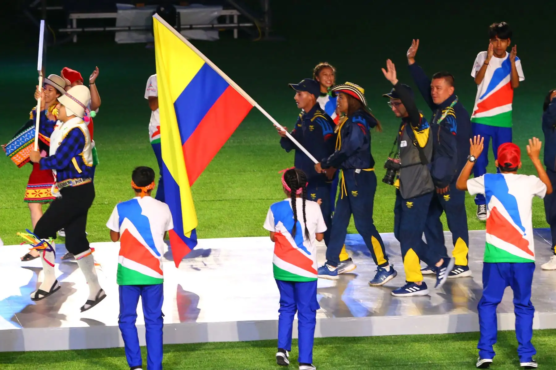 Delegaciones de Perú y psises latinoamericanos participan en la inauguración de los Juegos Bolivarianos 2024. Foto: ANDINA/ Eddy Ramos