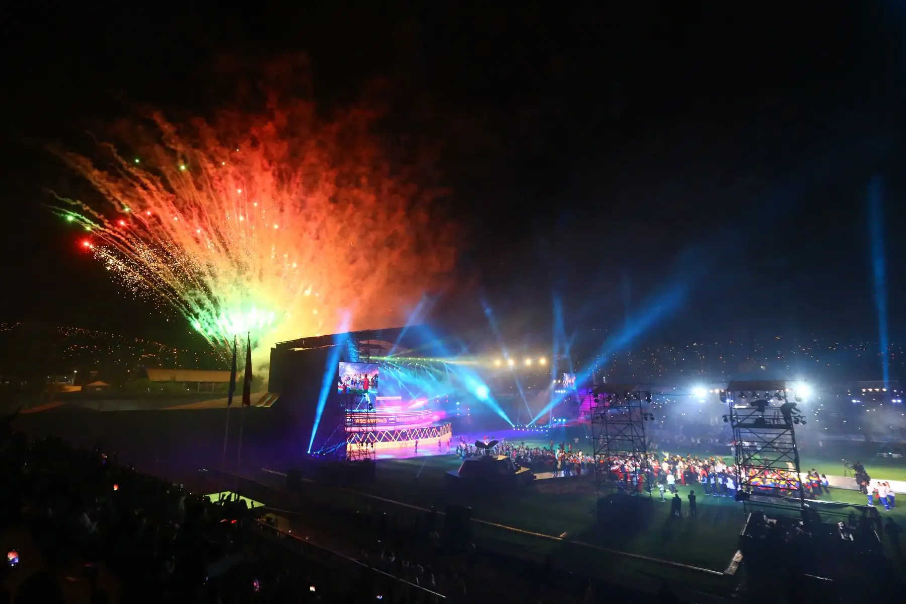 Encendido de la antorcha que la por  inaugurado los Juegos Bolivarianos 2024. Foto: ANDINA/ Eddy Ramos