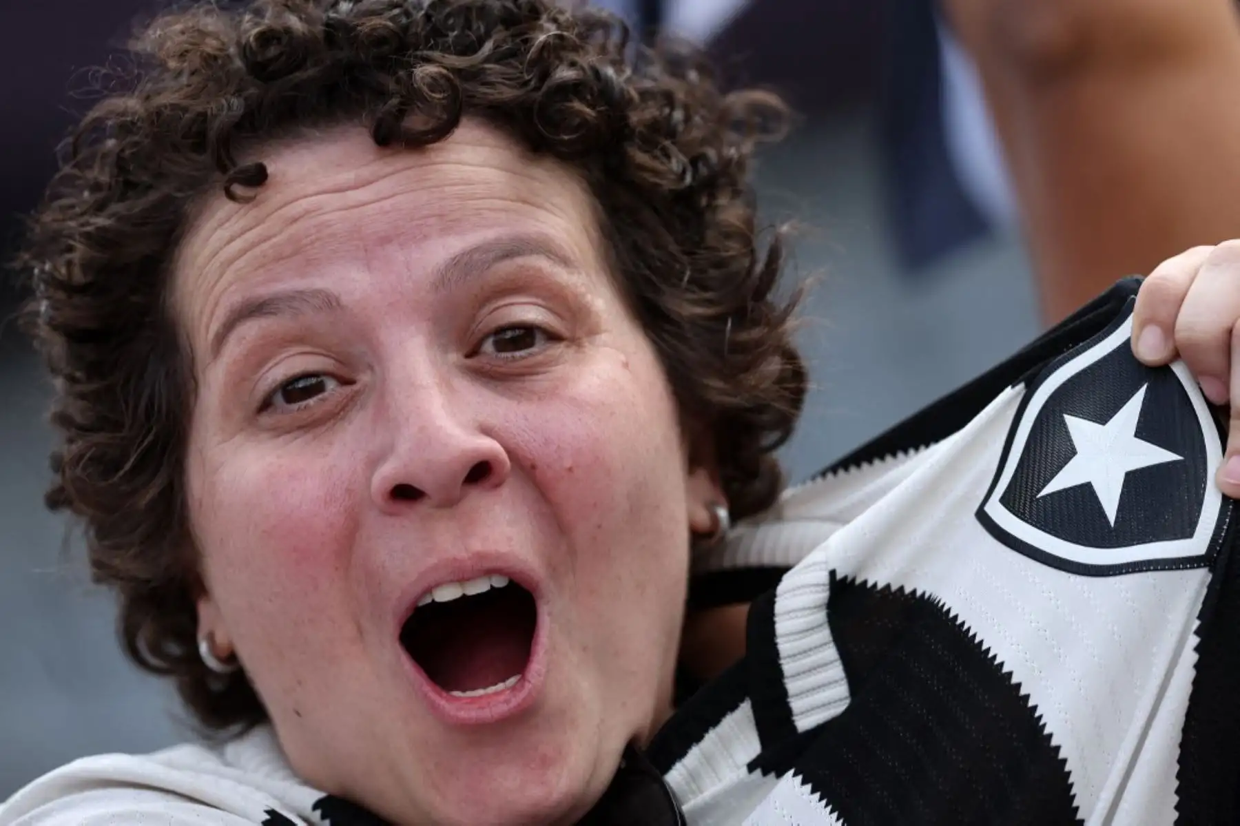 Hinchas de Atlético Mineiro y Botafogo llegan a Buenos Aires para estar presentes en la final de la Copa Libertadores 2024 que se disputará en el estadio Monumental de River Plate. Foto: AFP