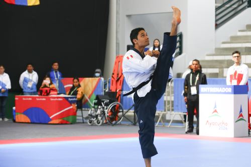 Juegos Bolivarianos 2024: Sebastián Guzmán consigue pasar a semifinales en taekwondo