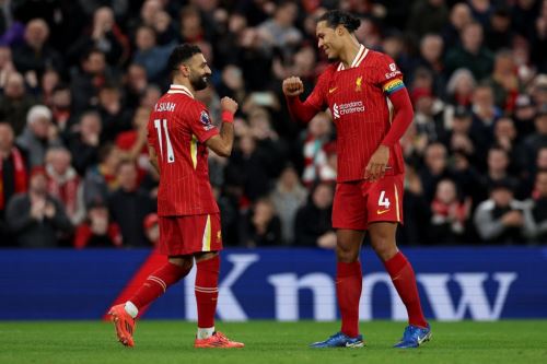 Liverpool se mantiene como líder en solitario de la Premier League