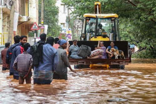 El ciclón Fengal, el más fuerte en 30 años en Sri Lanka y en India, deja al menos 20 muertos