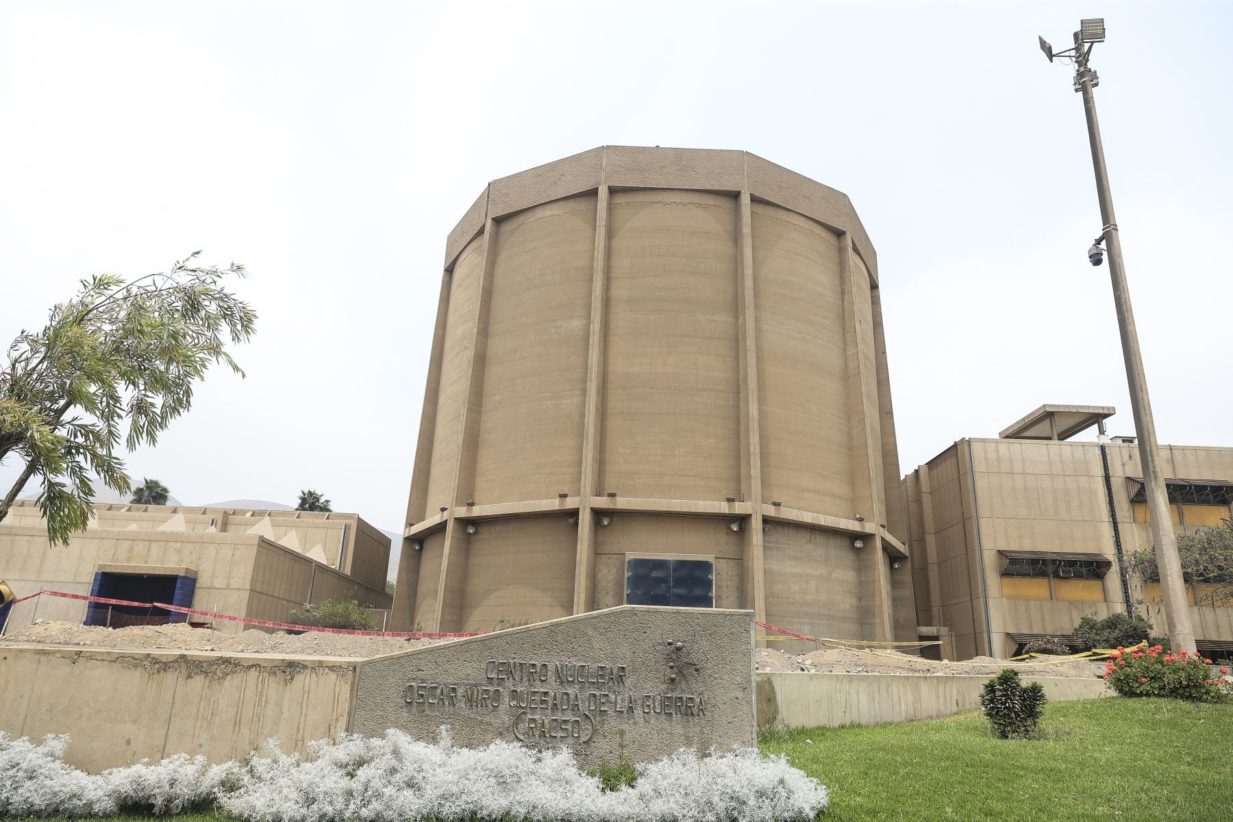 El Centro Nuclear Racso cuenta con una sala de irradiación y un equipo para irradiar los alimentos, semillas y hasta productos médicosANDINA/Jhonel Rodríguez RoblesANDINA/Jhonel Rodríguez Robles