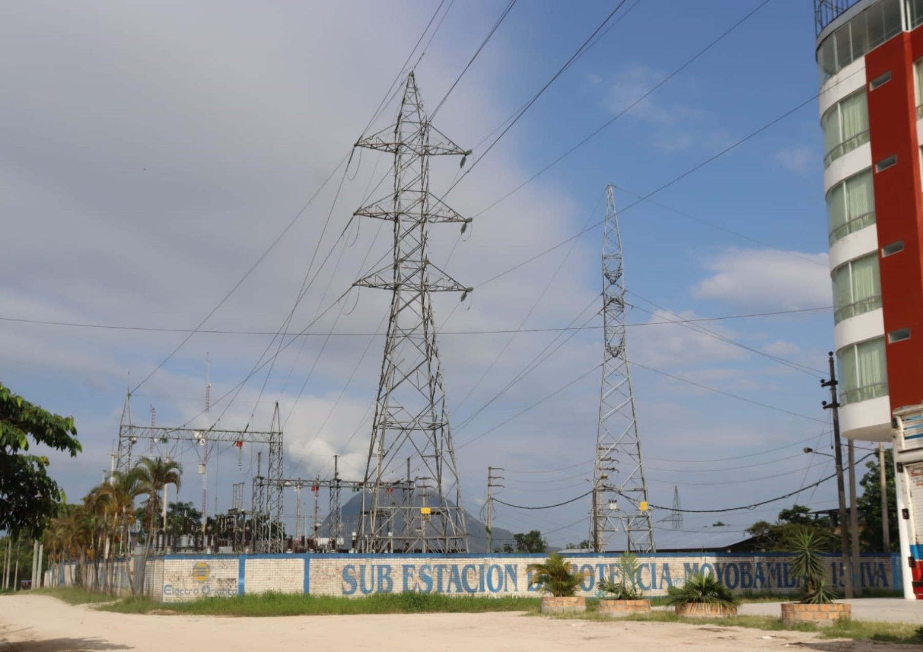 Dos importantes obras de electrificación se ejecutarán en la región San Martín y beneficiarán a los pobladores de diversas localidades ubicadas en las provincias de Moyobamba y Picota. ANDINA/Difusión