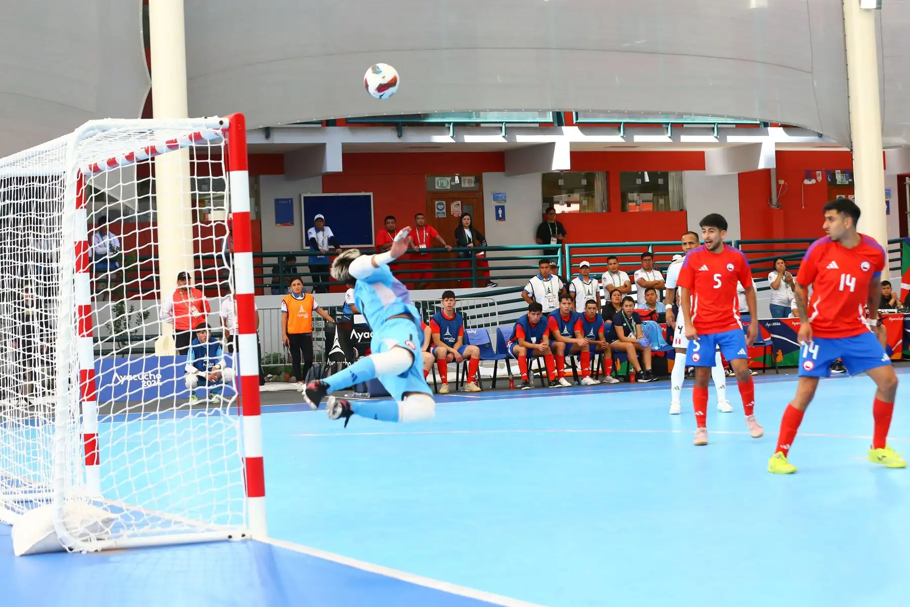 La Selección Peruana de Futsal golea 6 a 0  a Chile en los Juegos Bolivarianos Ayacucho 2024. Foto: Eddy Ramos