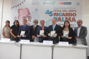 Con la presencia del presidente del Poder  Judicial, Javier Arévalo, se realizo la presentación del libro Comentarios de normas legales de seguridad y salud en el trabajo. Foto: ANDINA/Melina Mejía