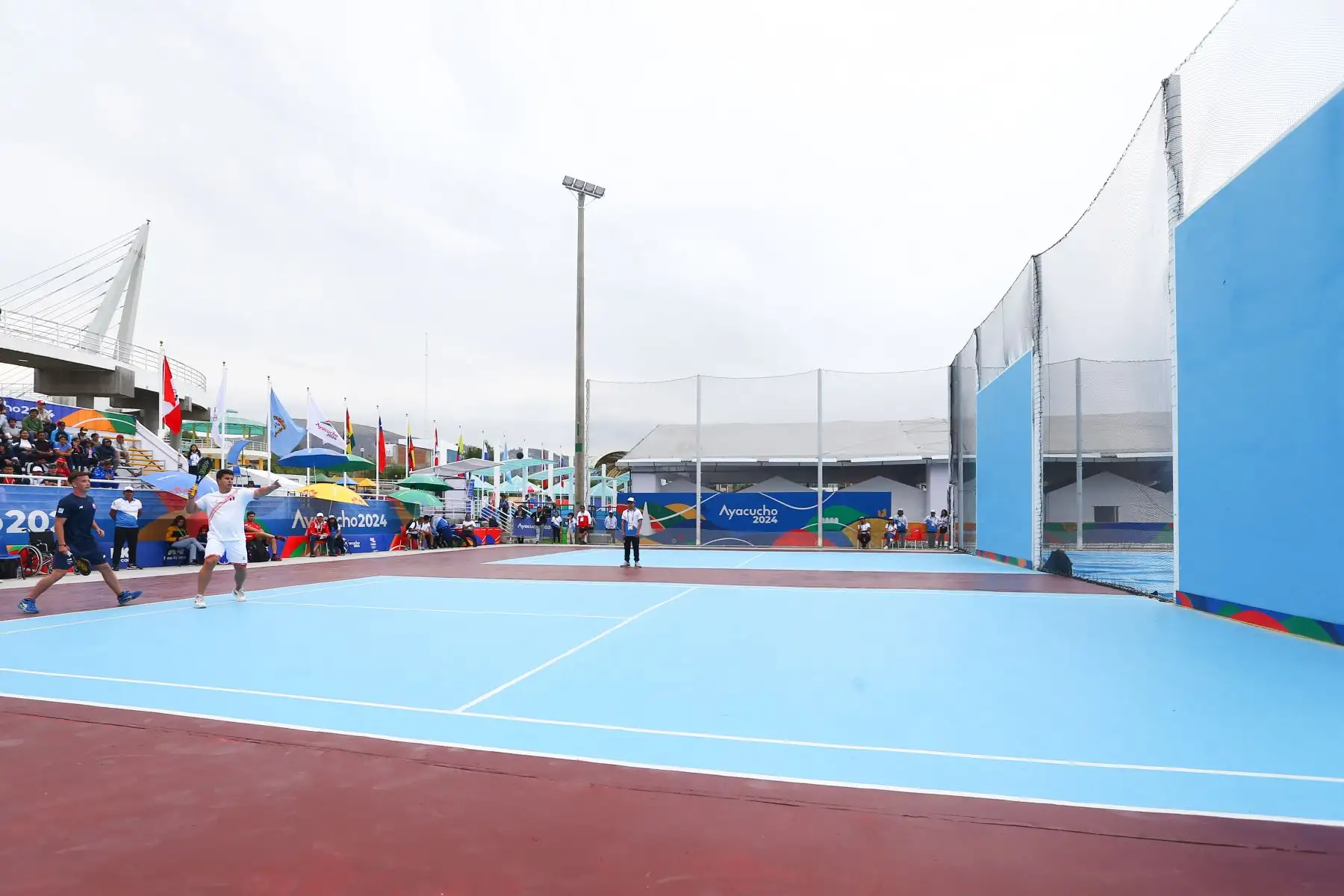 El  peruano Kevin Martinez  gana medalla de oro en la disciplina frontón  masculino de los Juegos Bolivarianos Bicentenario Ayacucho 2024  Foto: ANDINA/Eddy Ramos