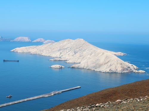 La isla Blanca es uno de los principales atractivos turísticos de Chimbote que destaca por su hermosa playa Las Conchuelas, un paraíso de aguas cristalinas. ANDINA/Difusión