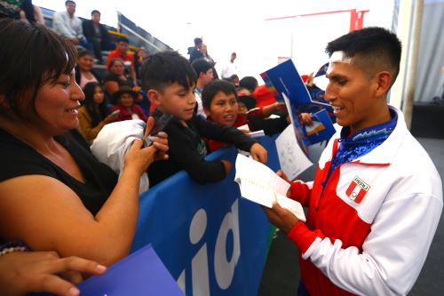 Juegos Bolivarianos 2024: Jorge Copara Huaylla gana la medalla de oro en wushu modalidad taolu daoshu