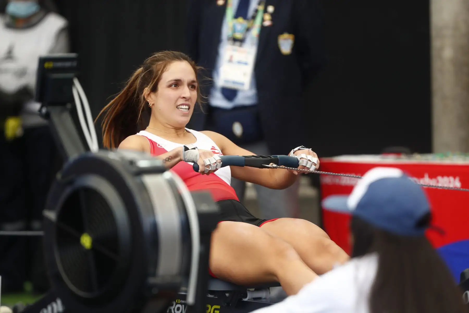 El equipo peruano de remoergómetro conformado por las atletas Alessia Palacios, Valeria Palacios, Adriana Sanguineti y Pamela Noya alcanzaron la medalla de plata en la competencia de remoergómetro categoría cuádruple femenina de los Juegos Bolivarianos Bicentenario Ayacucho 2024. Foto: ANDINA/Daniel Bracamonte