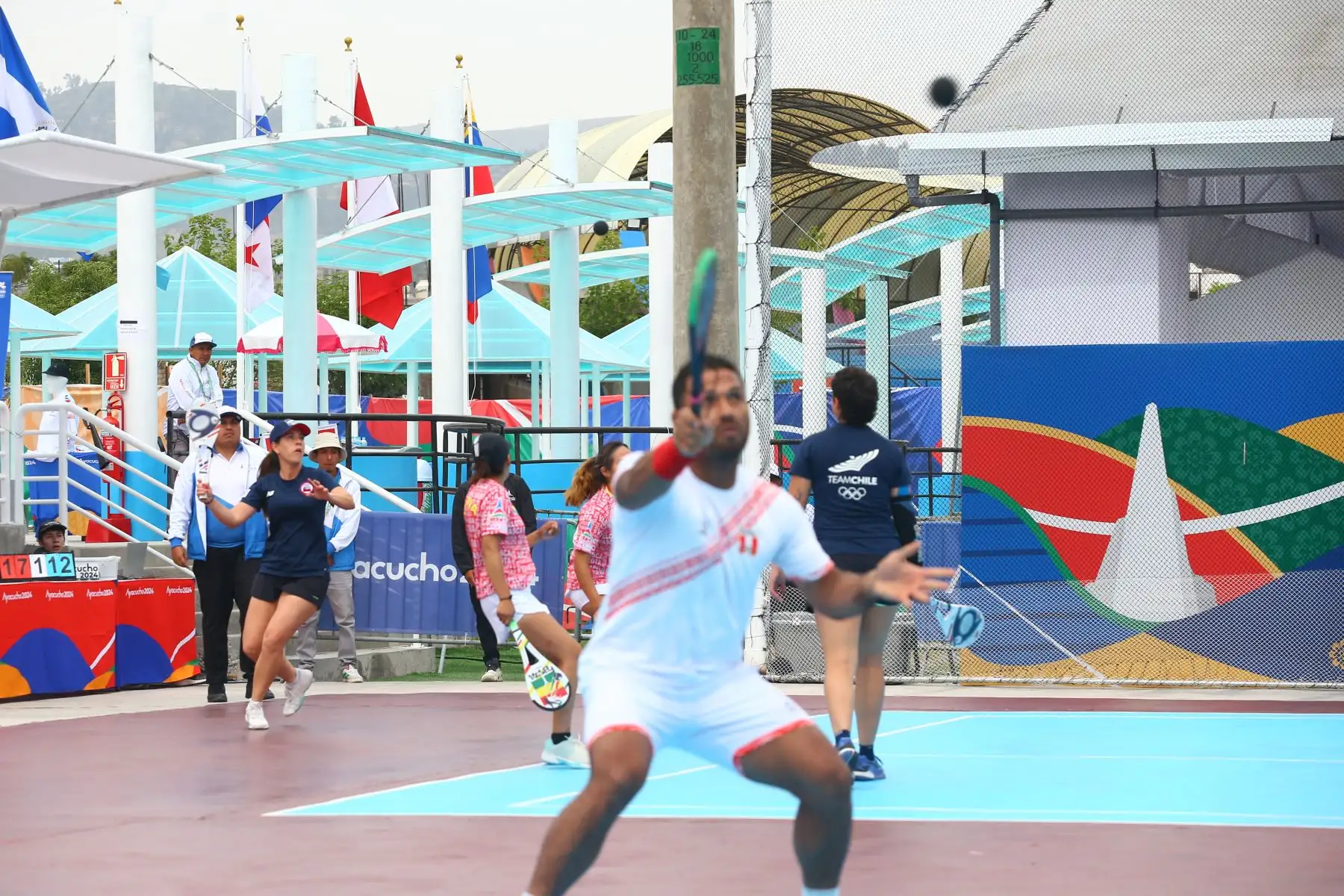 Desde el complejo Canaan Alto de Ayacucho se desarrolla la competencia de frontón de los Juegos Bolivarianos Bicentenario Ayacucho 2024 , en donde los peruanos Edson Velasquez y Franco Velasco ganaron ante los representantes de El Salvador  en la categoría fronton. Foto: ANDINA/Eddy Ramos