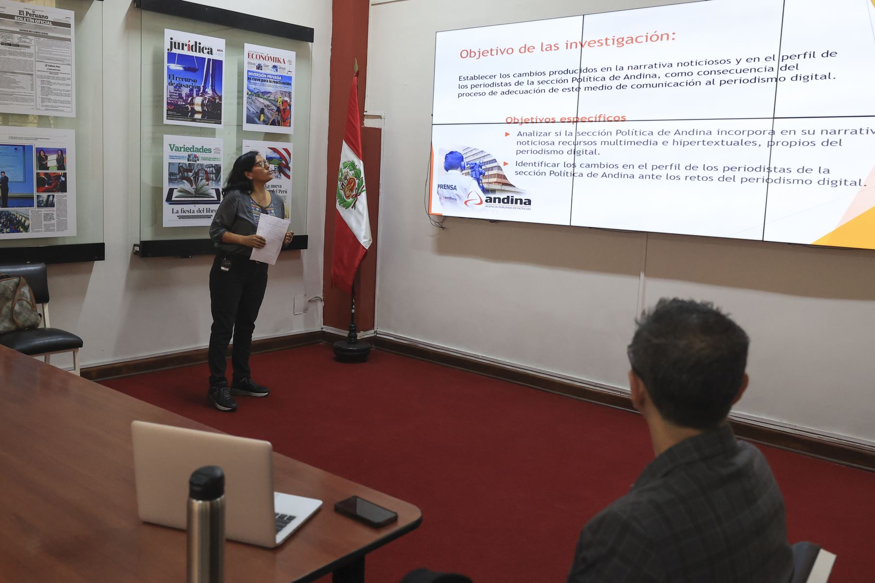 Estudiantes de la maestría de Comunicación Organizacional y Desarrollo Social de la UNASAM visitaron las instalaciones de Editora Perú para formar parte de la experiencia Vive Andina.