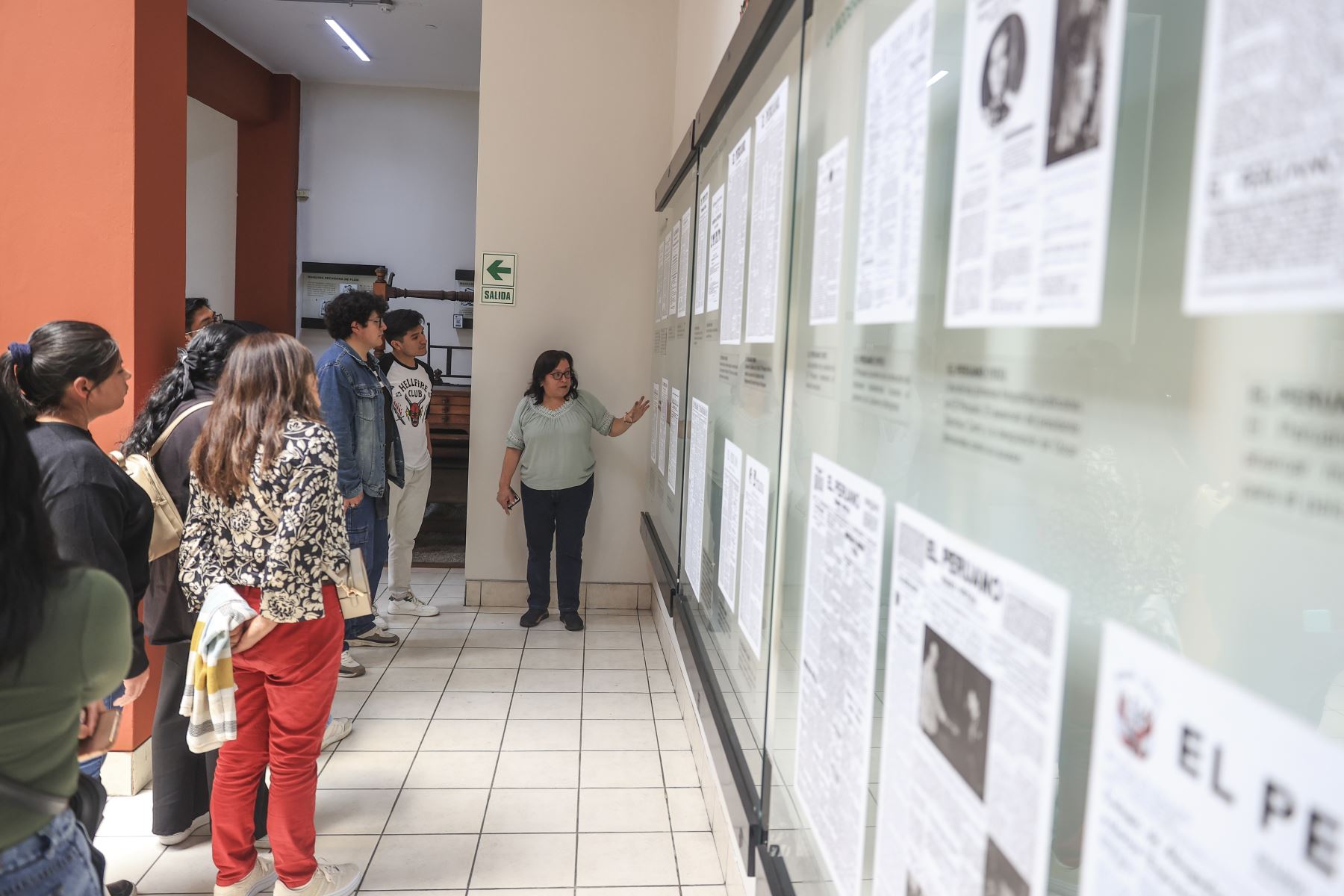 Estudiantes de la maestría de Comunicación Organizacional y Desarrollo Social de la UNASAM visitaron las instalaciones de Editora Perú para formar parte de la experiencia Vive Andina.