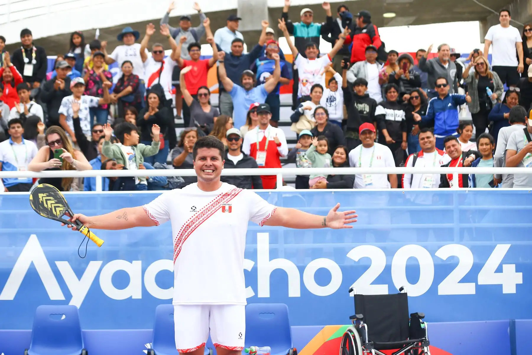 El  peruano Kevin Martinez  gana medalla de oro en la disciplina frontón  masculino de los Juegos Bolivarianos Bicentenario Ayacucho 2024  Foto: ANDINA/Eddy Ramos