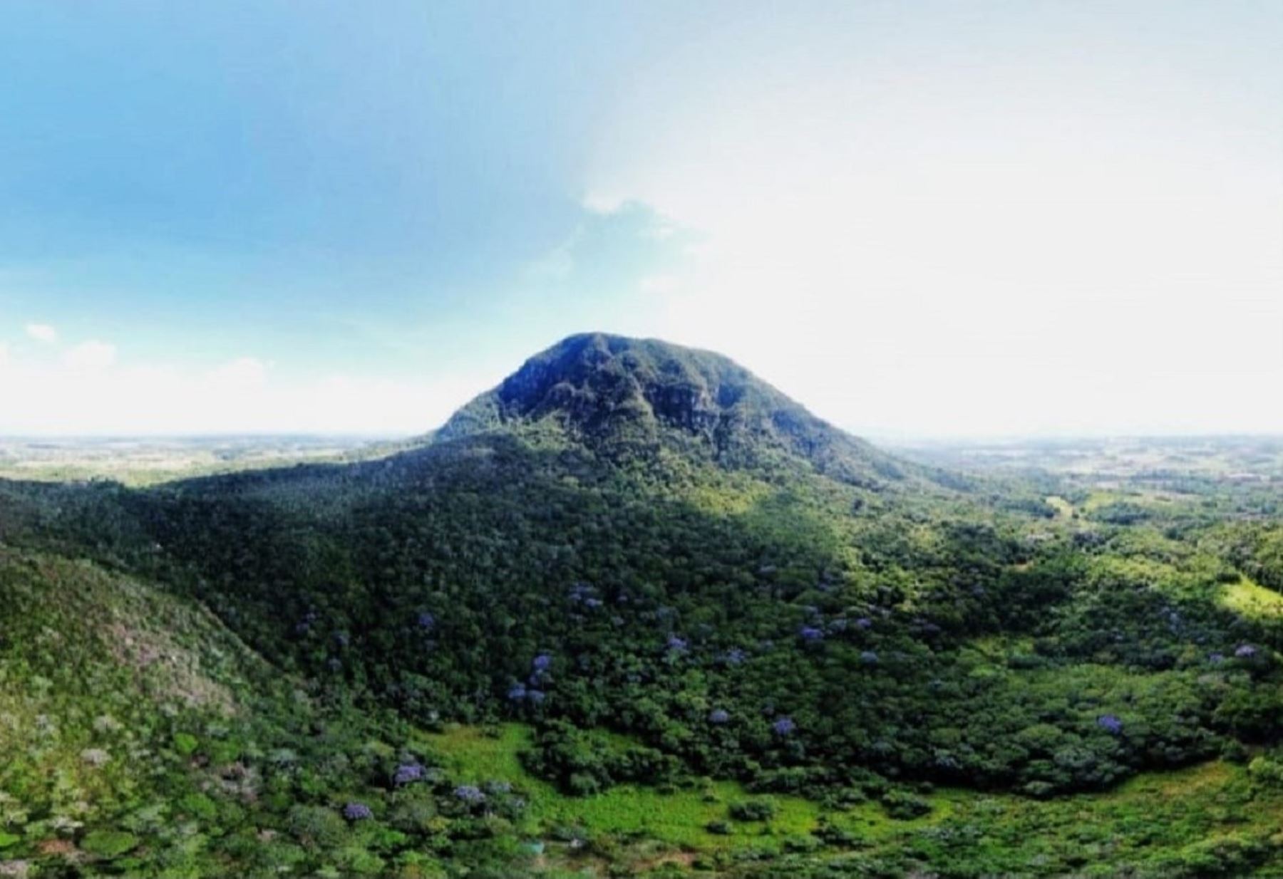 El proyecto "Teleférico del Morro de Calzada", que se ubicará en uno de los principales atractivos de la provincia de Moyobamba, impulsará el turismo en la región San Martín. ANDINA/Difusión