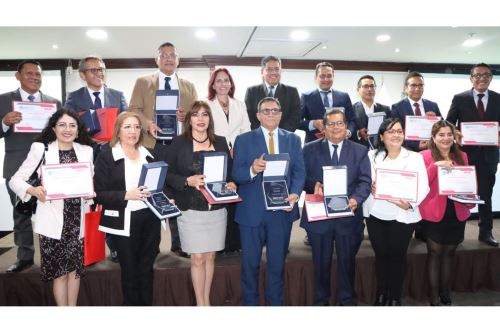 Servir premió a los ganadores de la Décima Edición del Concurso Buenas Prácticas en Gestión presentadas por Gerentes Públicos. Foto: Servir