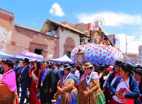 Diversos pueblos de Puno, como Juli, Macusani y Lampa vivieron intensamente la festividad de la Virgen Inmaculada Concepción. Fue una demostración de riqueza cultural con presentación de danzas folclóricas. ANDINA/Difusión