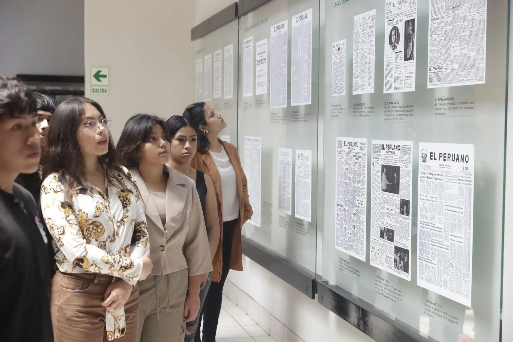 Esta vez visitaron nuestras instalaciones los alumnos del 3° ciclo de la carrera de Diseño Gráfico del Instituto Cibertec, sede San Juan de Lurigancho. Foto: ANDINA/ Luis Iparraguirre
