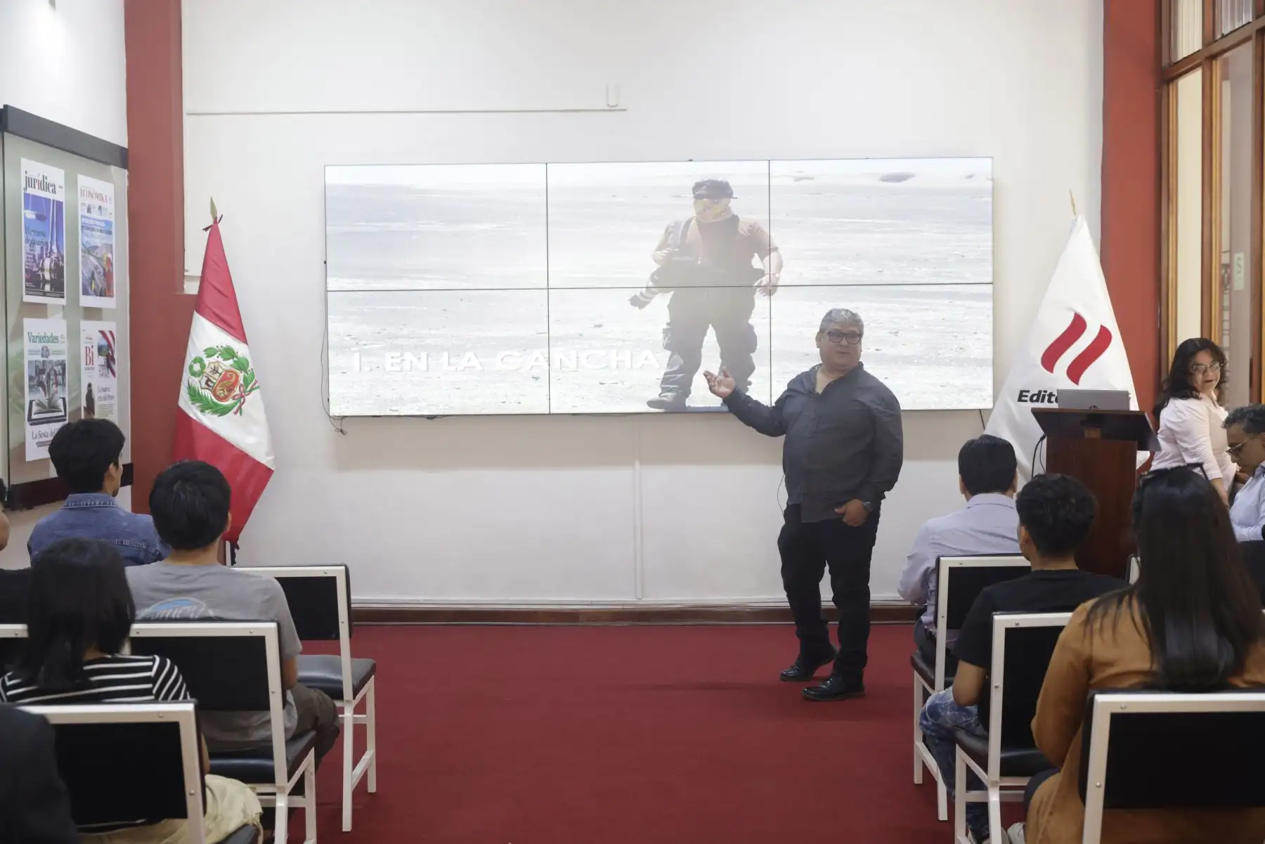 Esta vez visitaron nuestras instalaciones los alumnos del 3° ciclo de la carrera de Diseño Gráfico del Instituto Cibertec, sede San Juan de Lurigancho. Foto: ANDINA/ Luis Iparraguirre