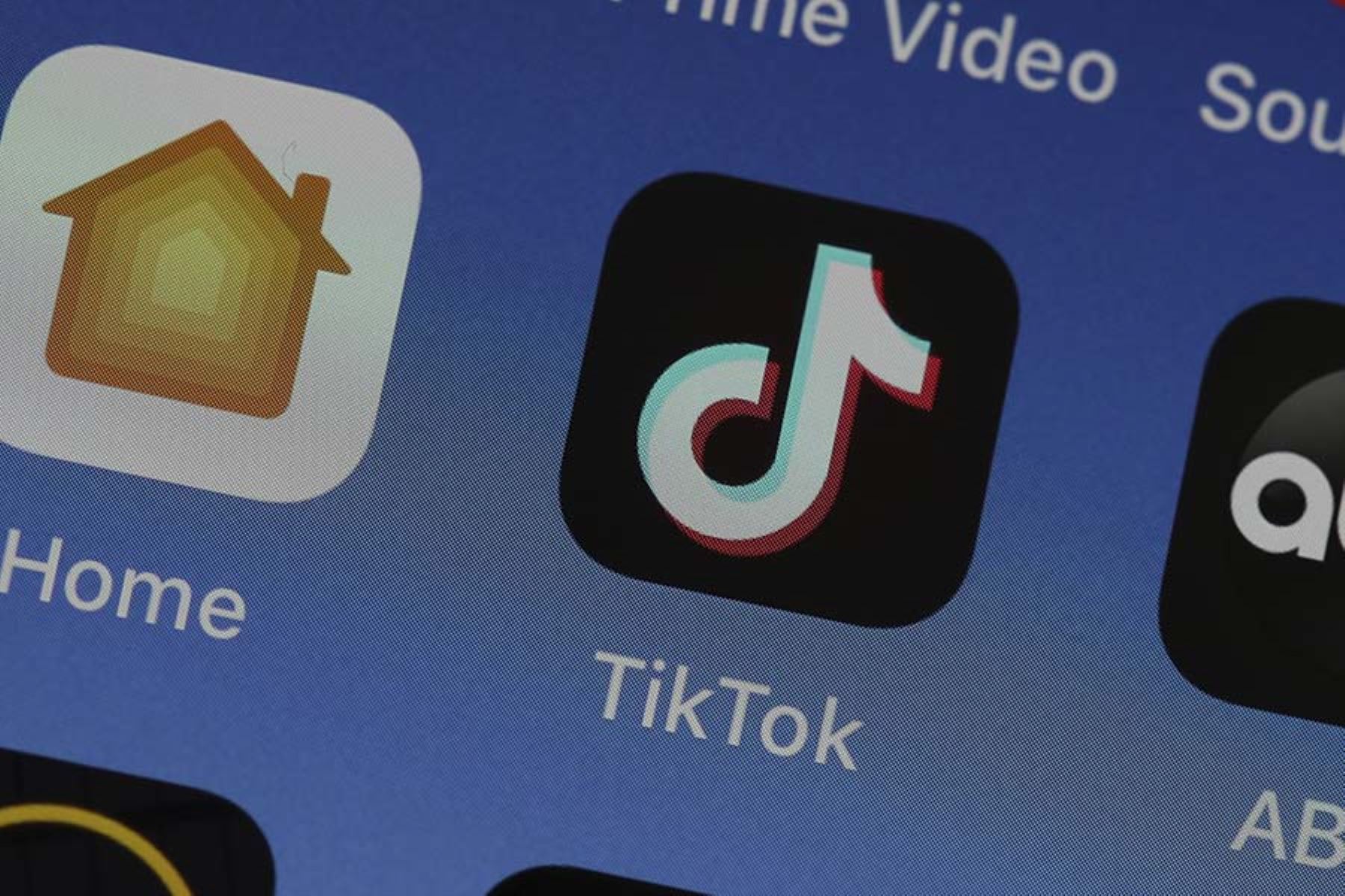TikTok lanza en Latinoamérica un feed dedicado a temas STEM (ciencia, tecnología, ingeniería y matemáticas) en español.