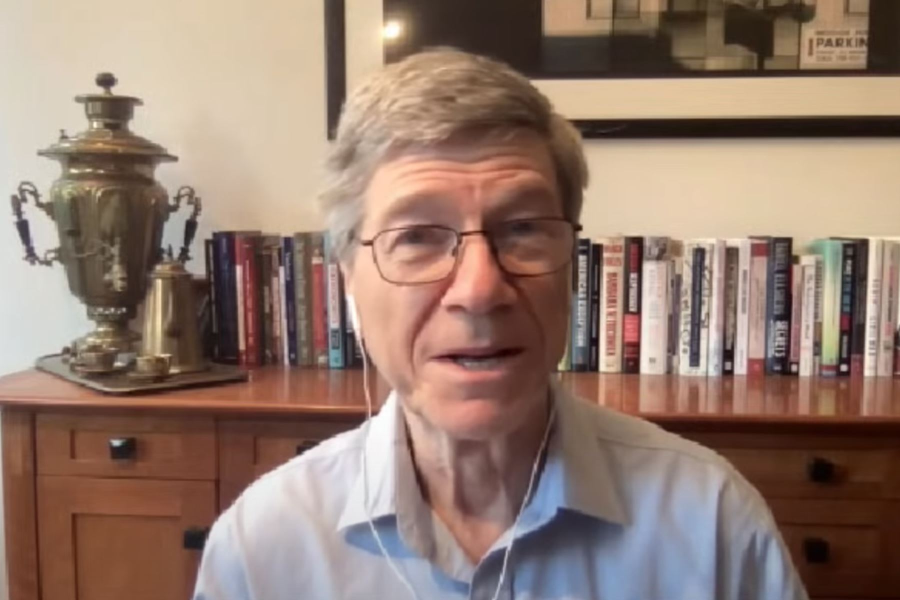 Director del Centro para el Desarrollo Sostenible de la Universidad de Columbia, Jeffrey Sachs. Captura TV