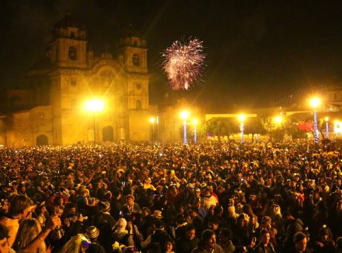 Cusco es el destino favorito de miles de turistas durante los días festivos de Navidad y Año Nuevo. Este año se espera el arribó de alrededor de 100,000 visitantes. ANDINA/Percy Hurtado Santillán