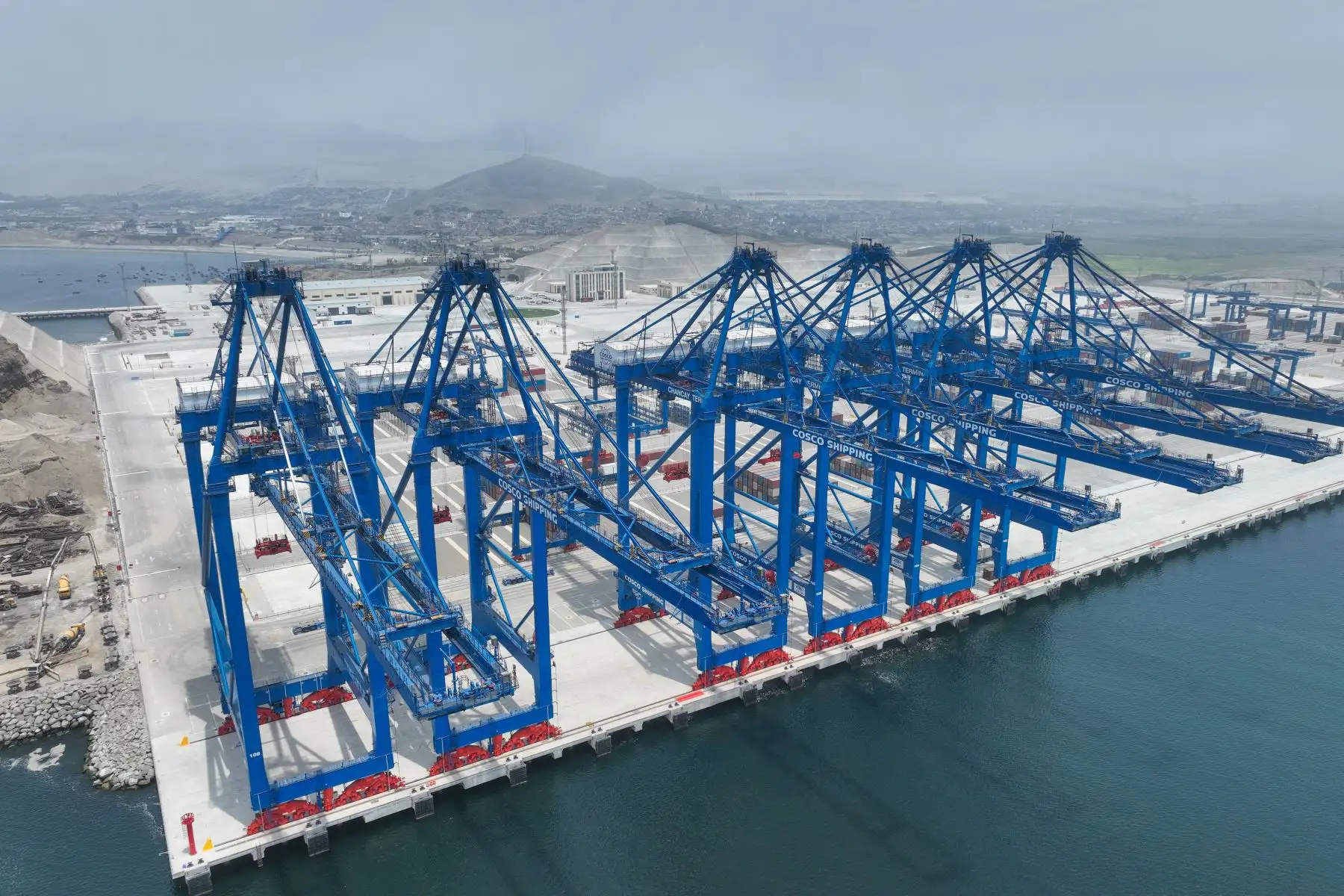 El Puerto de Chancay, a través de Cosco Shipping Ports, recibió la licencia de uso de la Marca Perú, de manos del Ministerio de Comercio Exteriore y Turismo.

Foto: ANDINA/Juan Carlos Guzmán Negrini