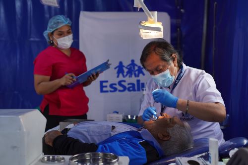 La campaña ‘Padomi Cuidando de Ti’ se desarrolló en la explanada de Playa Miller, Jesús María. Foto: ESSALUD/Difusión.