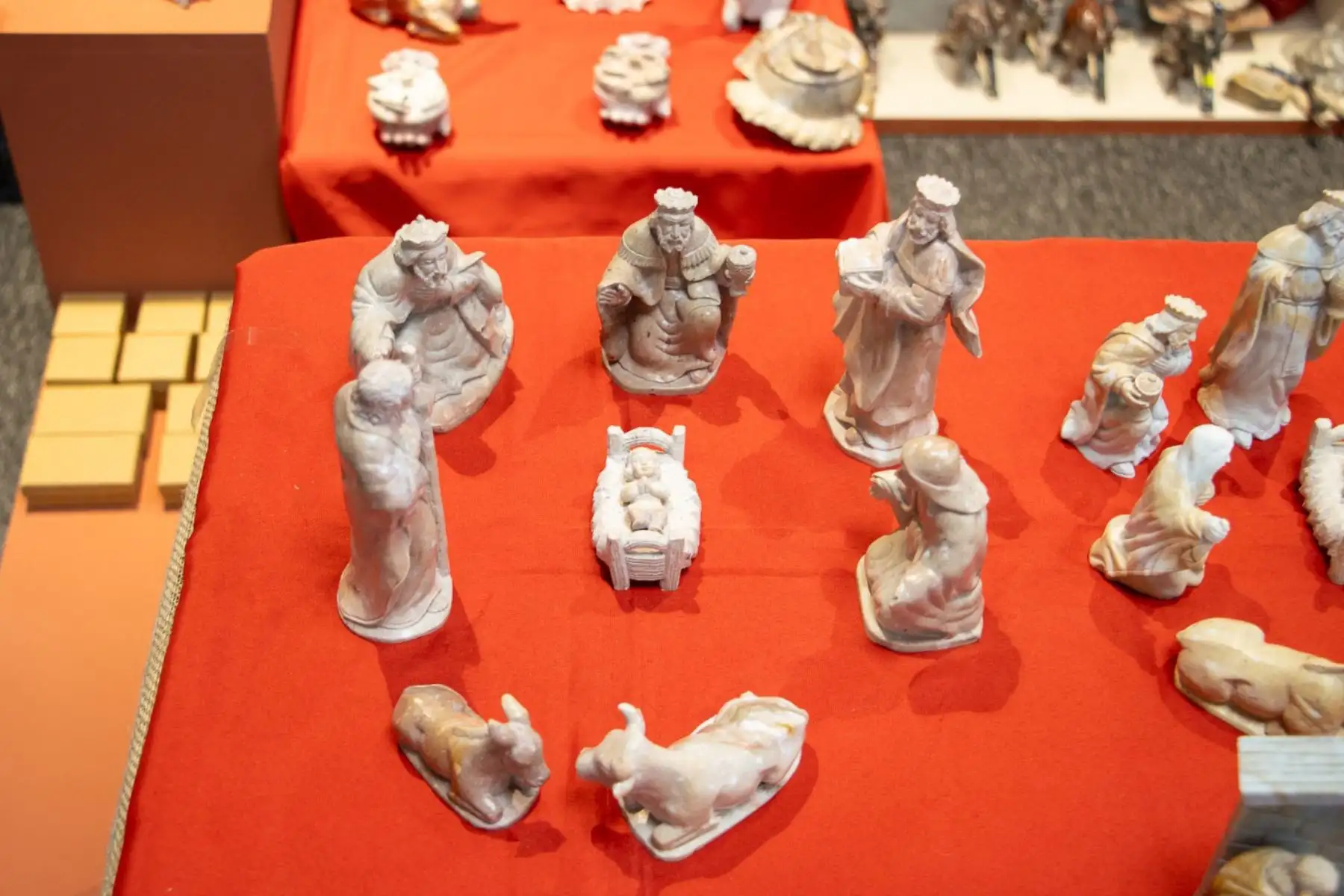 Sixto Seguil tiene la distinción de Personalidad Meritoria de la Cultura, en reconocimiento por su destacada labor como artesano tradicional en el arte popular de burilar mates, contribuyendo en la promoción, difusión y salvaguardia al arte popular de burilar mates. Foto: Ministerio de Cultura