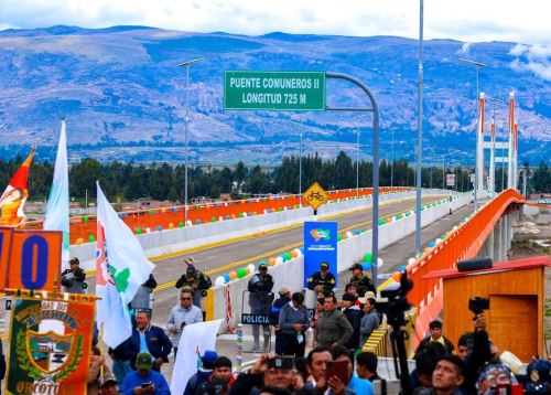 Inauguran puente Max Hongler en Junín y es el segundo viaducto más largo del país