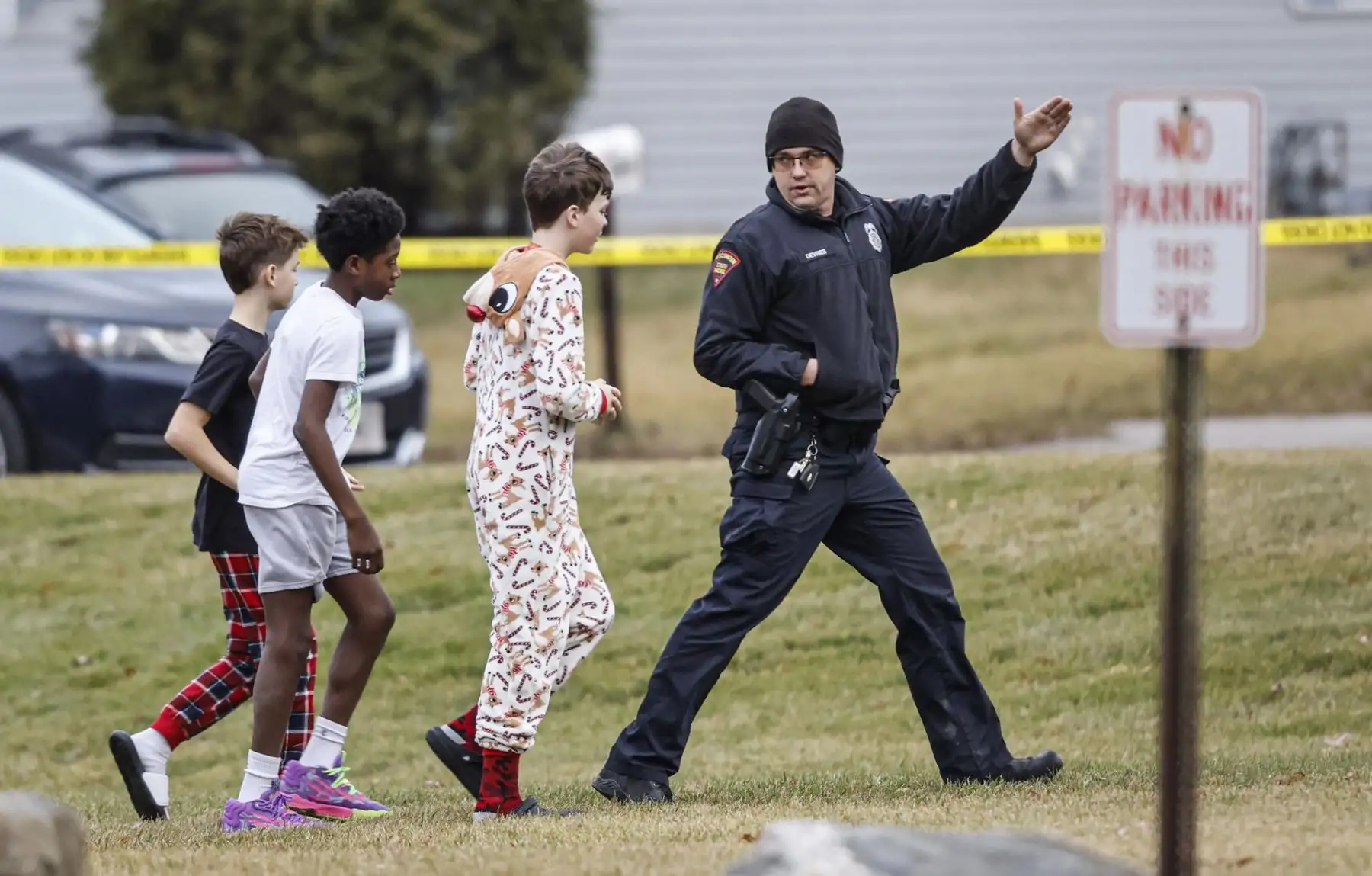 "Ella era una estudiante de la escuela y la evidencia sugiere que murió por la herida de un disparo autoinfligido", dijo el jefe de la policía de Madison, la capital de ese estado, Shon Barnes. Foto: EFE