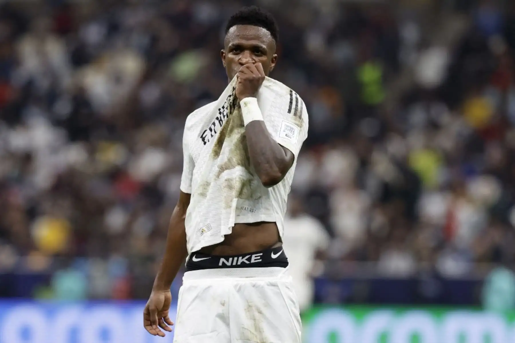 El Real Madrid ganó este miércoles su cuarta Intercontinental tras vencer 3-0 al Pachuca en una final en la que anotaron los integrantes del tridente de ataque inicial: Kylian Mbappé en el minuto 37, Rodrygo Goes en el 53 y Vinícius Junior, de penal, en el 84. Foto: AFP