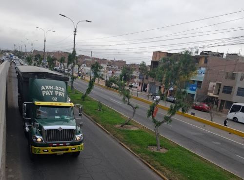 A partir del 29 de enero del 2025, la avenida Morales Duárez se convertirá en la única vía de acceso al nuevo Aeropuerto Internacional Jorge Chávez, por donde circularán de forma priorizada los vehículos que transportan a los turistas que ingresan o salen del país. Foto:ANDINA/ Karina Garay