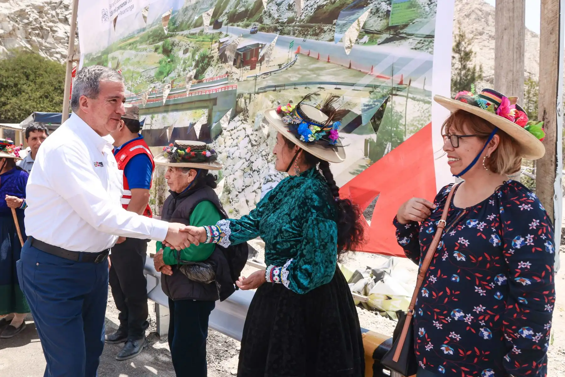 El ministro Raúl Pérez Reyes puso en servicio el nuevo puente Huancar, en Paramonga.. Foto: ANDINA/Difusión