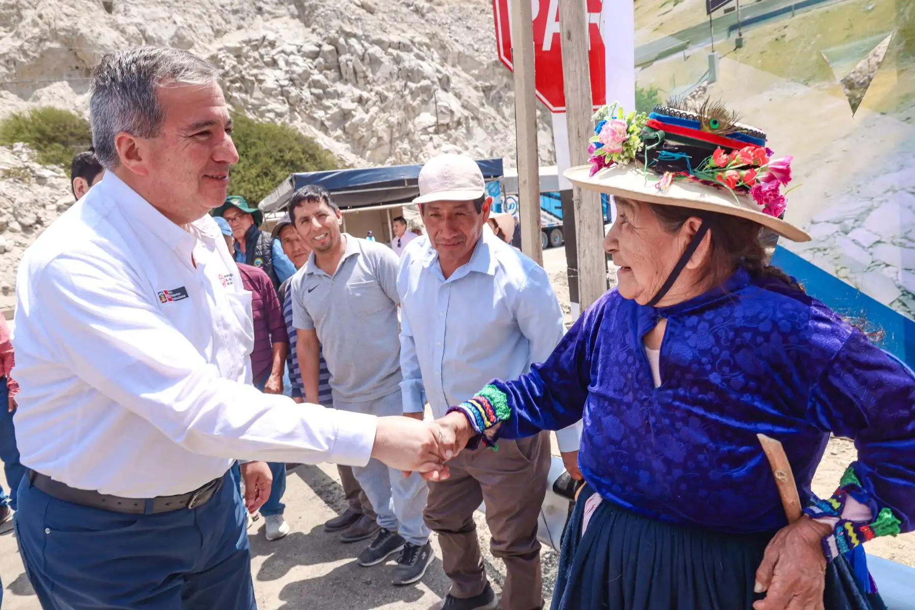 El ministro Raúl Pérez Reyes puso en servicio el nuevo puente Huancar, en Paramonga.. Foto: ANDINA/Difusión