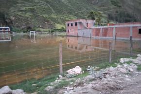 El Indeci recomienda establecer un sistema de alerta temprana usando silbatos, campanas, alarmas, sirenas o altoparlantes, en coordinación con las autoridades locales.ANDINA/Difusión