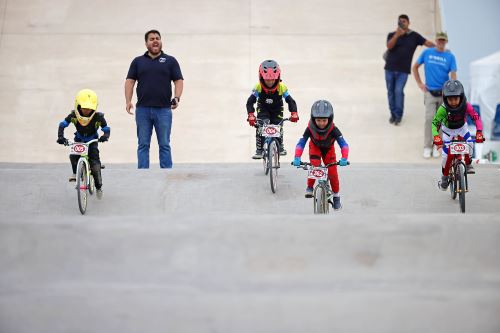 Los nuevo valores del BMX Race se expusieron en Legado Costa Verde