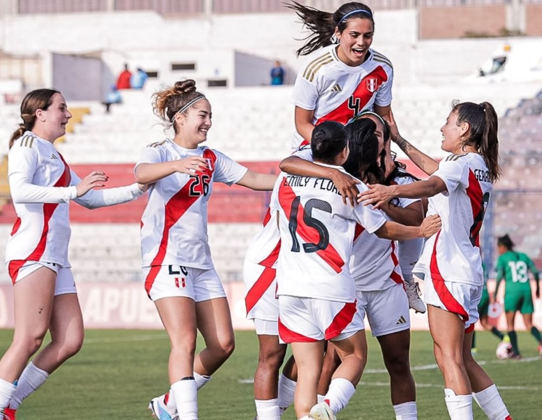 Peru women soccer team.. Photo: Courtesy.