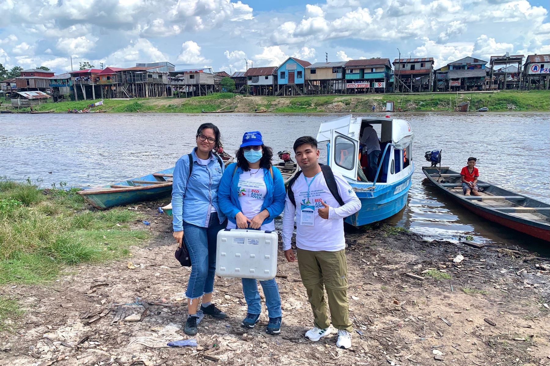 El monitoreo de la calidad de agua del río Itaya fue organizado por la Administración Local de Agua Iquitos (Loreto). Foto: ANA